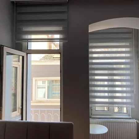 Windrose بيت شباب *