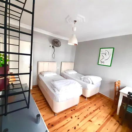 Хостел Windrose