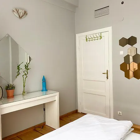 Windrose Hostel